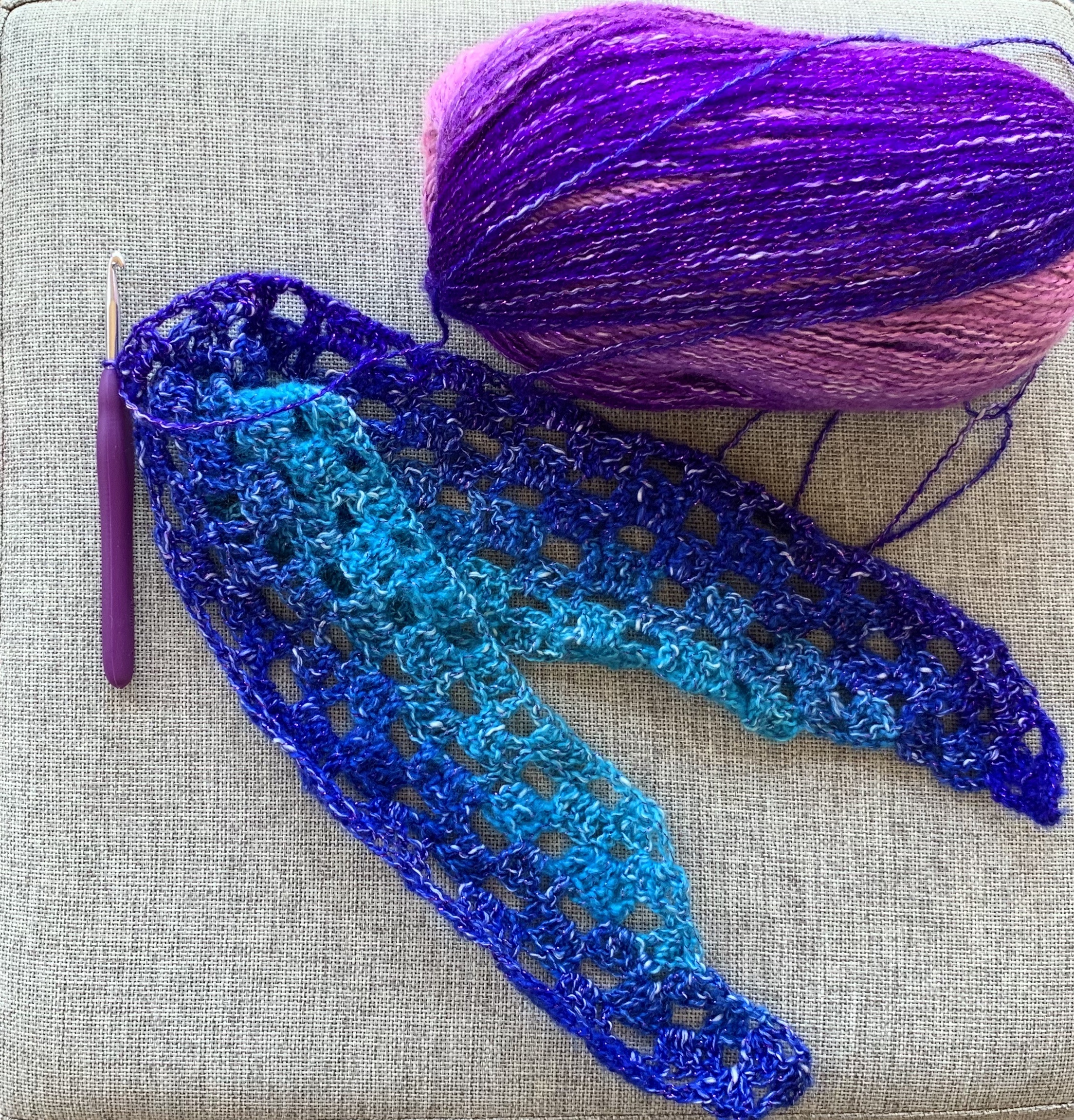 crochet-shawl-in-a-ball